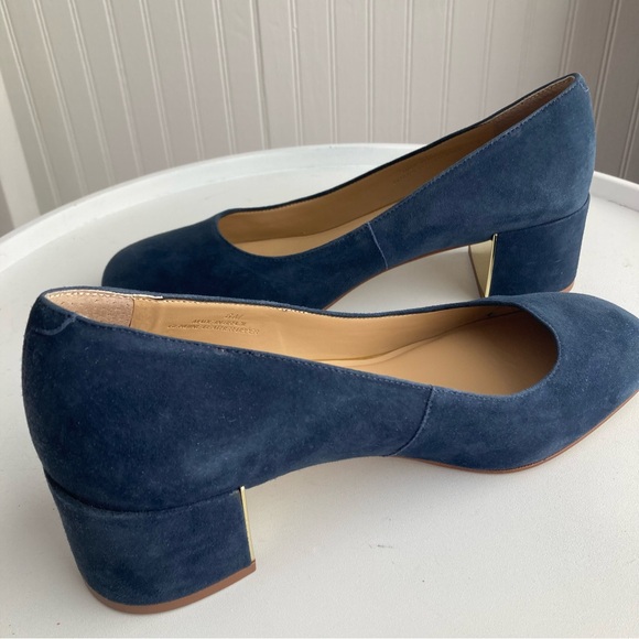 Talbots Indigo Blue Claire Block Heel Pumps Suede Gold Size 6M Women’s Shoes - Picture 3 of 16